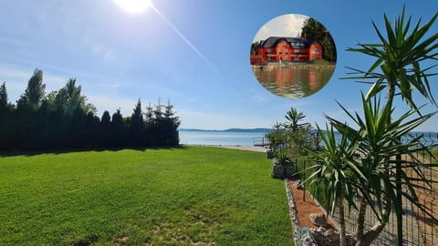 Property building, Natural landscape, Garden, Decorative detail, Lake view, Lake view