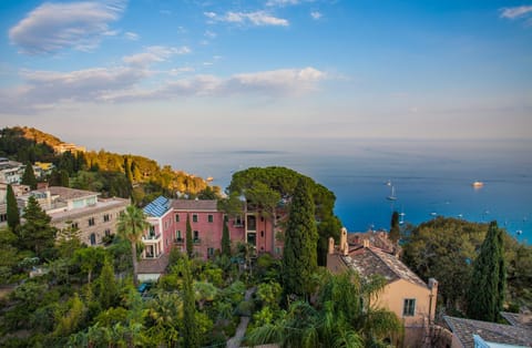 Neighbourhood, City view, Sea view