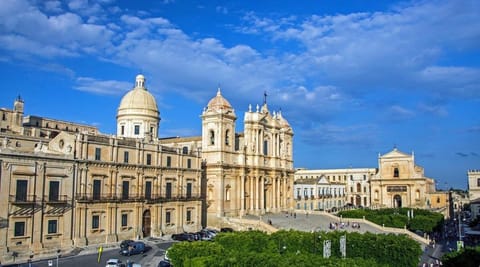 Nearby landmark, City view, Landmark view
