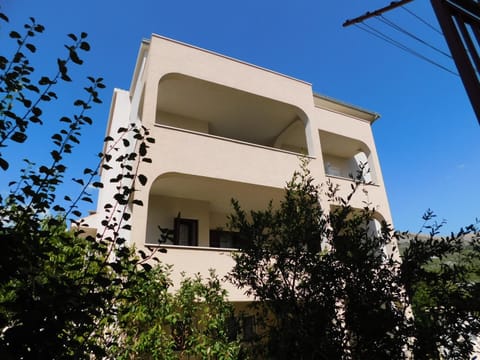 Apartment Mršo Apartment in Podstrana