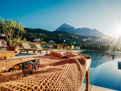 Day, Natural landscape, Mountain view, Pool view, Swimming pool, Swimming pool, sunbed