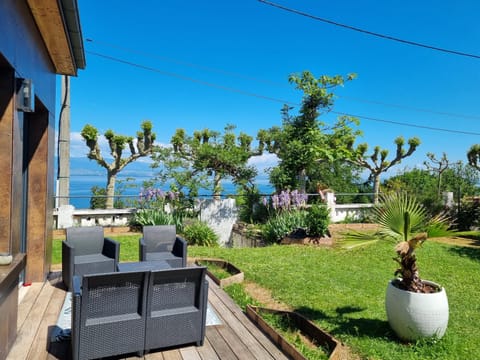 Appartement Cozy 1 Panoramique Lac Léman Thonon-Les-Bains Apartment in Thonon-les-Bains