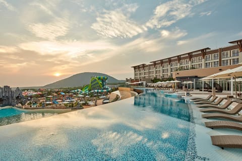 Pool view, Swimming pool, Sunset