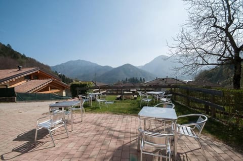 B&B Ledro AFFITTACAMERE Bed and Breakfast in Ledro