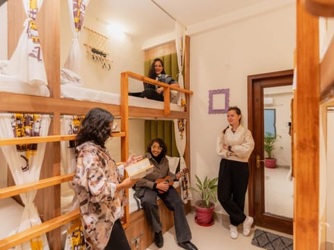 Bed, group of guests, bunk bed