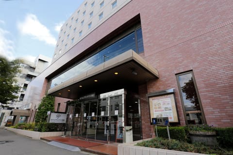 Facade/entrance, Day