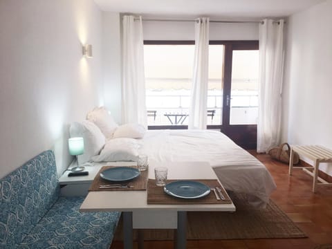 Living room, Bedroom