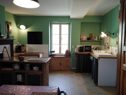 Meublé de tourisme La Maison d'Orgy House in Bourgogne-Franche-Comté