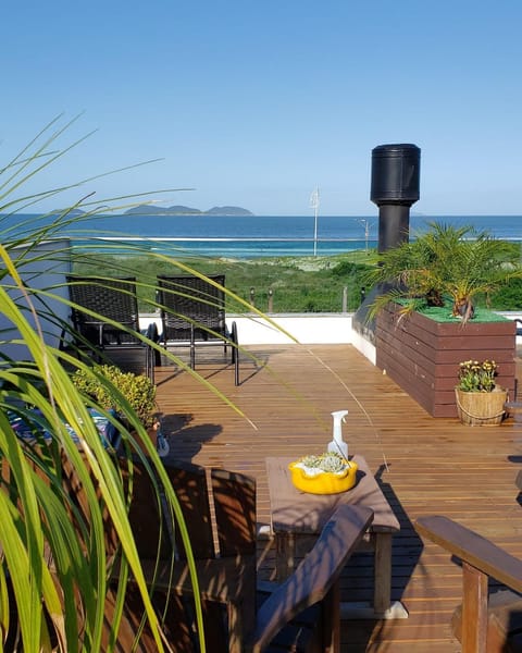 Garden, View (from property/room), Balcony/Terrace, Landmark view, Pool view, Sea view, Street view