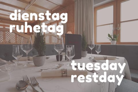 Restaurant/places to eat, Food and drinks, Banquet/Function facilities, Drinks