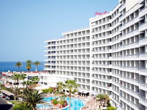 Facade/entrance, Pool view, Sea view