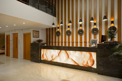 Lobby or reception, Lobby or reception
