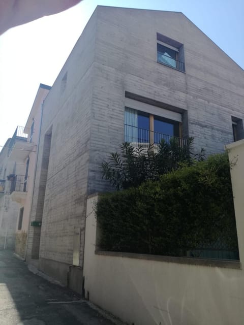 La casa di Mario tra le case Villa in Ortona