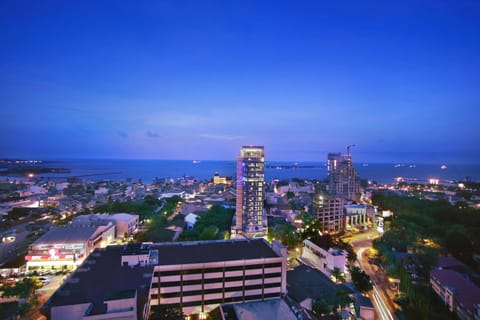 Property building, Facade/entrance, Bird's eye view
