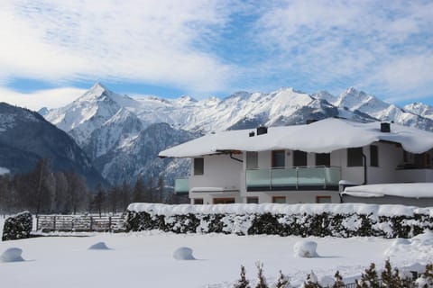 Property building, Winter, Mountain view