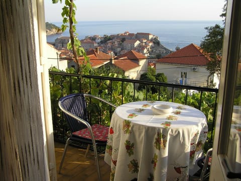 View (from property/room), Balcony/Terrace