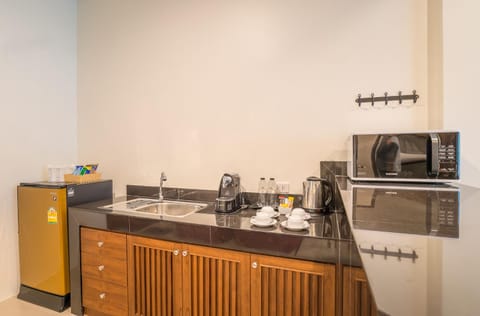 Coffee/tea facilities, Kitchen or kitchenette