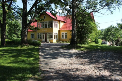 Facade/entrance, Facade/entrance