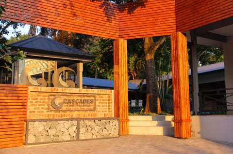 Facade/entrance