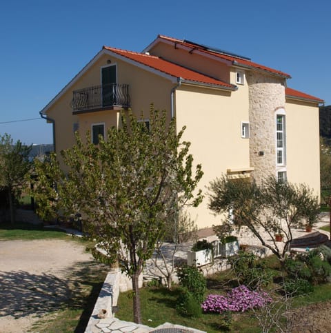 Apartments Batistić Apartment in Supetarska Draga