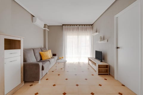 TV and multimedia, Living room, Photo of the whole room, Seating area