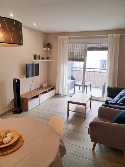TV and multimedia, Living room, Dining area