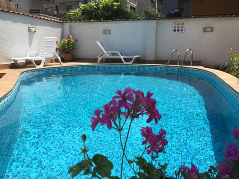 Pool view