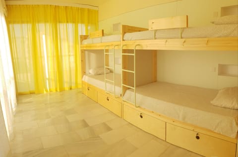 bunk bed