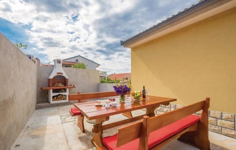 E&M Apartment in Lika-Senj County