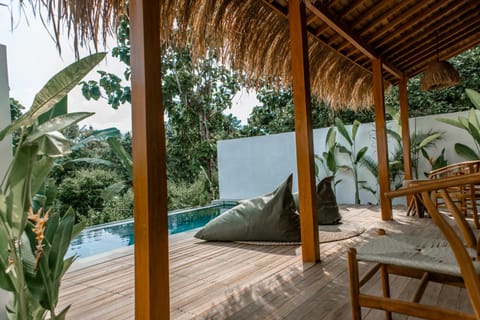 Romantic private villas Bayrin private villas Luxury tent in Nusapenida
