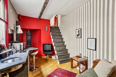 TV and multimedia, Living room, Seating area