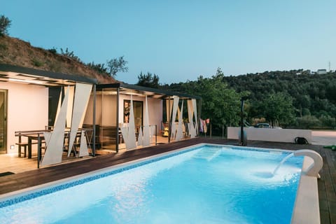 Patio, Summer, BBQ facilities, Balcony/Terrace, On site, Swimming pool, Sunset