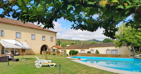 Property building, Garden, Swimming pool