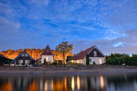 Property building, View (from property/room)