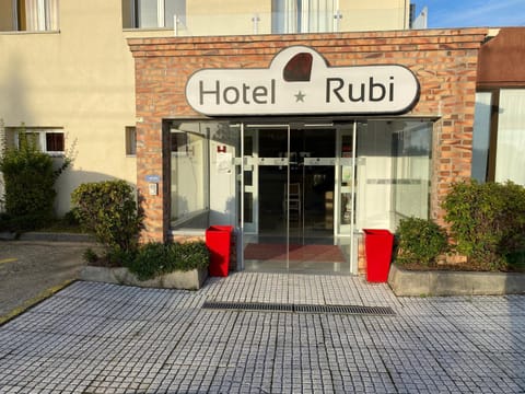 Property building, Facade/entrance