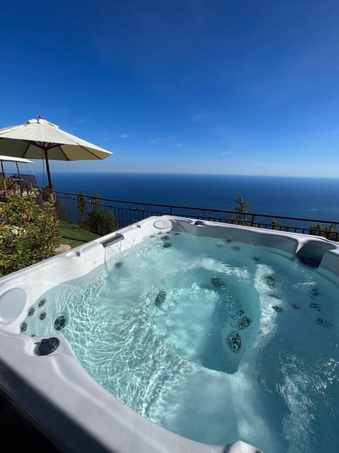 Hot Tub, Sea view