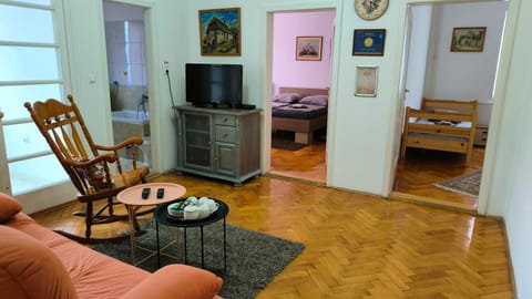 Trosoban stan u Zenici Apartment in Federation of Bosnia and Herzegovina