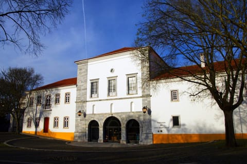 Facade/entrance, Day