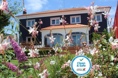 Property building, Spring, Day, Garden, Garden view