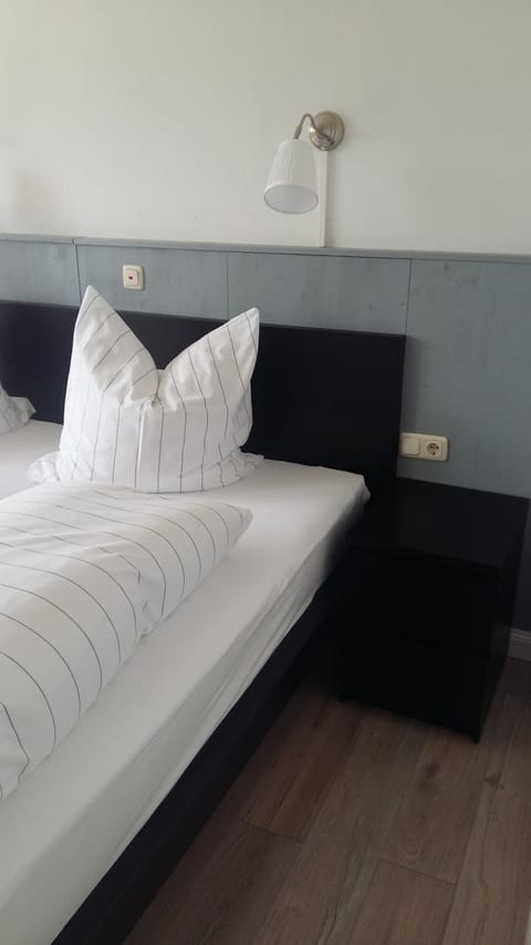 Zum Rebhang Bed & Breakfast Bed and Breakfast in Oestrich-Winkel