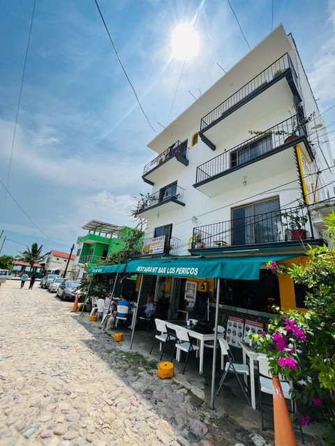 Property building, Day