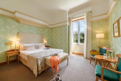 Photo of the whole room, Decorative detail, Bedroom