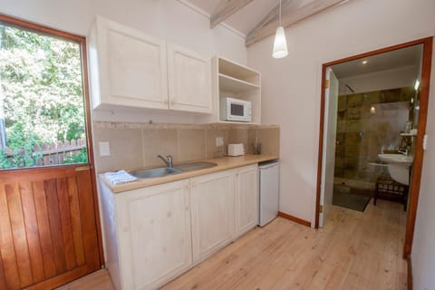 Panoramic Blue B&B Bed and Breakfast in Plettenberg Bay