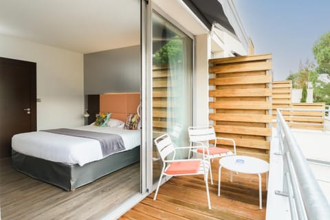 Balcony/Terrace, Photo of the whole room, Bedroom