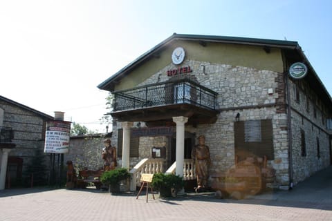 Property building, Facade/entrance