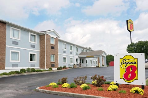 Property building, Day, On site, Time of day
