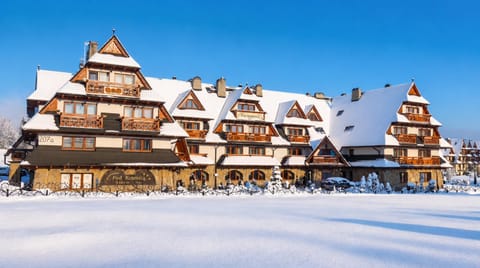 Property building, Winter
