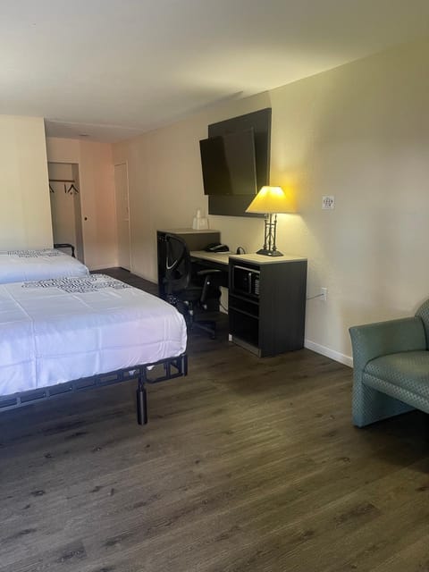 Bourbon Capital Inn Motel in Bardstown