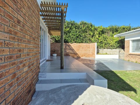 Pearly Tides House in Western Cape