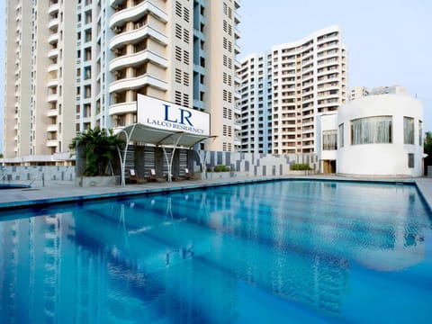 Property building, Swimming pool